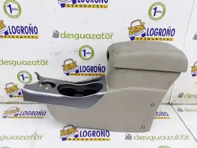 Автозапчасти б/у центральный подлокотник за mitsubishi outlander (cw0) 2.2 di-d cat ссылки oem iam 8011a085ya