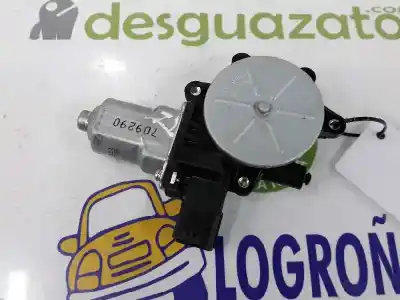 Автозапчастина б/у двиг скла задне ліво для mitsubishi outlander (cw0) 2.2 di-d cat посилання на oem iam 5713a086  5713a086