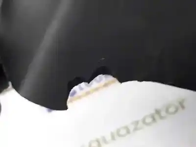 Second-hand car spare part engine cover for bmw 5 (e60) 520 d oem iam references 11147797410  11147797410