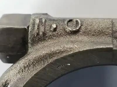 Second-hand car spare part connecting rod for citroen c4 picasso i monospace (ud_) 2.0 hdi 138 oem iam references 060390  060390