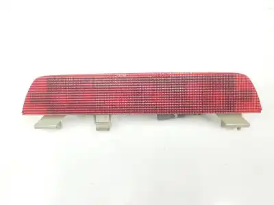 Pièce détachée automobile d'occasion feu arrière central pour toyota land cruiser j9 td gx 5ptas. références oem iam 8157060050