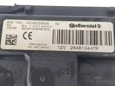 Pezzo di ricambio per auto di seconda mano scatola relè/fusibili per dacia sandero 0.9 tce cat riferimenti oem iam 284b10447r  a2c92226608