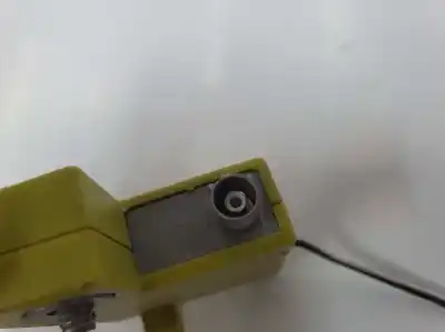 Автозапчастина б/у антенний підсилювач для land rover range rover sport i (l320) 2.7 d 4x4 посилання на oem iam xuc500160  6h3218k891aa