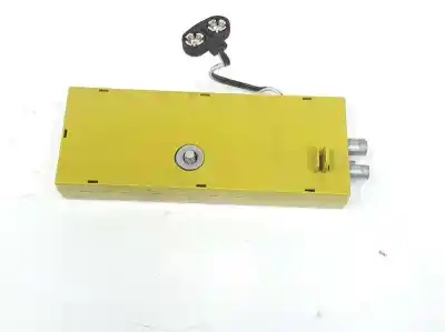 Автозапчастина б/у антенний підсилювач для land rover range rover sport i (l320) 2.7 d 4x4 посилання на oem iam xuc000262  5h2218k891ka