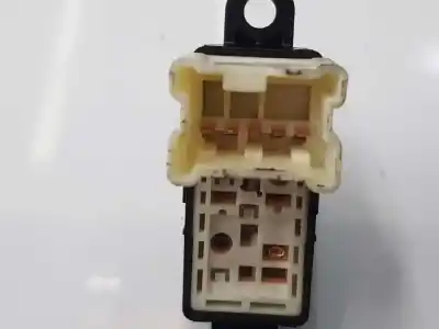 Second-hand car spare part right front power window switch for nissan note (e12) 1.2 oem iam references 254111fa0a  254111fa0a