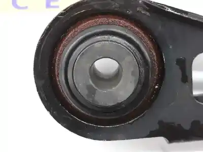 Second-hand car spare part right rear bracket for bmw x1 (e84) 2.0 turbodiesel cat oem iam references 33326782168  6782168