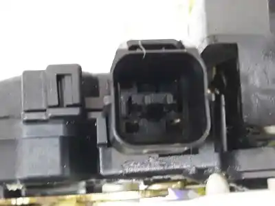 Second-hand car spare part rear left door lock for mitsubishi l 200 (ka0/kb0) 2.5 di-d cat oem iam references 5745a093  