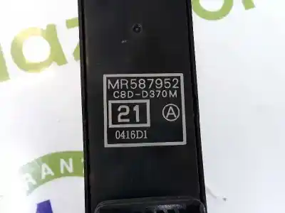 Second-hand car spare part left front power window switch for mitsubishi l 200 (ka0/kb0) 2.5 di-d cat oem iam references mr587952  c8dd370m
