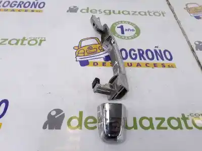 Second-hand car spare part exterior left rear door handle for mitsubishi l 200 (ka0/kb0) 2.5 di-d cat oem iam references 5716a032  5716a042