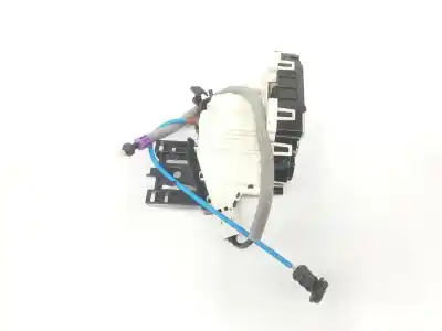 Second-hand car spare part front right door lock for clase c clase a 2.1 cdi oem iam references a1667200435  a1667200435