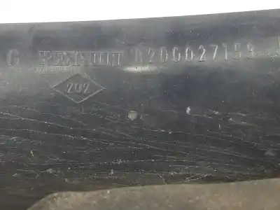 Автозапчасти б/у левый задний фонарь за renault espace iv (jk0/1_) 3.0 dci (jk0j, jk0v) ссылки oem iam 8200027153