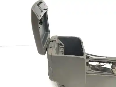 Автозапчасти б/у центральный подлокотник за nissan pathfinder (r51) 2.5 dci xe ссылки oem iam 24860eb300  24860eb300