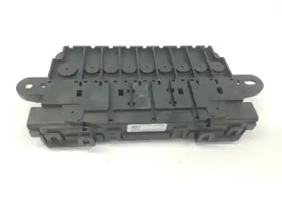 Peça sobressalente para automóvel em segunda mão caixa de fusíveis e relés por land rover discovery 5 td6 hse referências oem iam lr092946