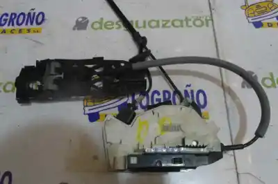 Peça sobressalente para automóvel em segunda mão  por SKODA SUPERB COMBI  Referências OEM IAM 5N1837016C  5N1837016C