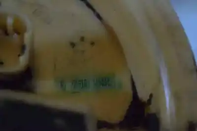 Peça sobressalente para automóvel em segunda mão bomba de combustivel por bmw 3 (e46) 320 d referências oem iam 16146750582  16146750582