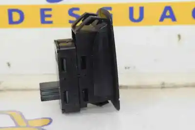 Peça sobressalente para automóvel em segunda mão botão / interruptor elevador vidro traseiro direito por bmw 3 (e90) 320 d referências oem iam 61316945874  6945874