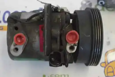 Pièce détachée automobile d'occasion COMPRESSEUR DE CLIMATISATION pour BMW SERIE 3 BERLINA (E36)  Références OEM IAM 8390228  64528390228
