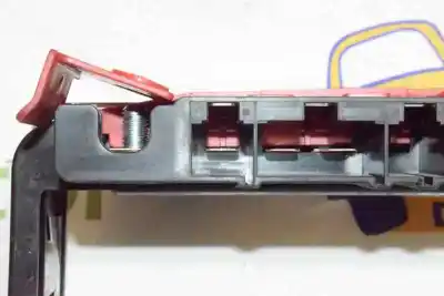 Peça sobressalente para automóvel em segunda mão caixa de fusíveis e relés por bmw 3 touring (e91) 320 d referências oem iam 61146936653  61146971370