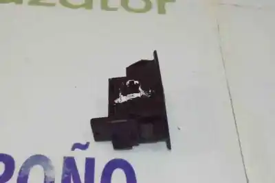 Peça sobressalente para automóvel em segunda mão botão / interruptor elevador vidro traseiro esquerdo por bmw x3 (e83) 2.0 d referências oem iam 61313415654  61319113773