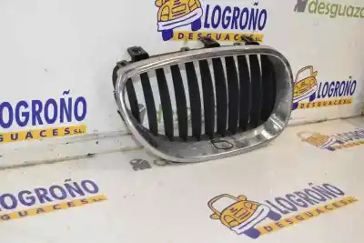 Second-hand car spare part front grille for bmw 5 touring (e61) 520 d oem iam references 51137027062  