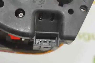 Second-hand car spare part right tailgate light for bmw 3 (e46) 320 d oem iam references 63218364924  6907946