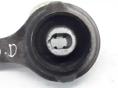 Pezzo di ricambio per auto di seconda mano braccio sospensione superiore anteriore destro per mercedes clase c (w204) berlina 2.1 cdi cat riferimenti oem iam a2043308811 a2043304411 