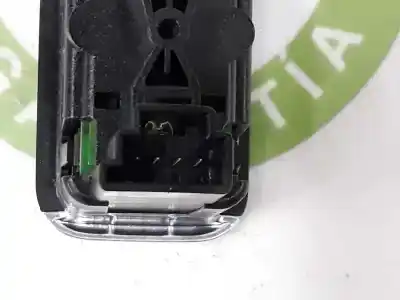 Peça sobressalente para automóvel em segunda mão botão / interruptor elevador vidro dianteiro direito por mercedesbenz clase c bm 204 berlina c 220 cdi blueefficiency edition 204.002 referências oem iam a2049058202  10023290