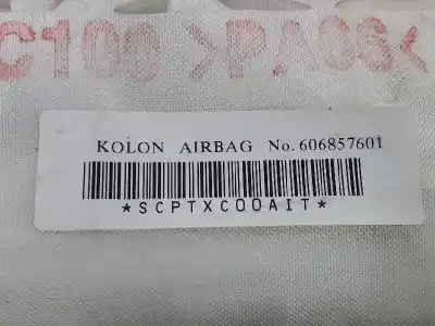 Автозапчастина б/у передня права подушка безопасности для ssangyong actyon 2.0 td посилання на oem iam 8621031001  8621031000