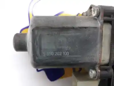 Second-hand car spare part right front window motor for seat leon (5f1) 1.6 tdi oem iam references 5q0959802b  5q0959802b