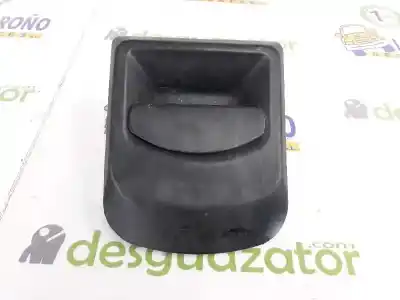 Pièce détachée automobile d'occasion POIGNÉE DE PORTE AVANT GAUCHE pour IVECO DAILY CAJA CERRADA (1999 =>)  Références OEM IAM 99489589  99489589