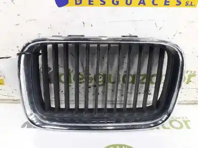 Автозапчасти б/у ПЕРЕДНЯЯ РЕШЕТКА за BMW SERIE 3 COMPACTO (E36)  ссылки OEM IAM 51138122237  51138122237