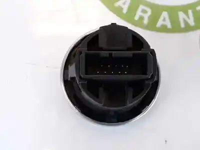 Second-hand car spare part start/stop button for bmw 3 (e90) 320 i oem iam references 6949913  61316949913