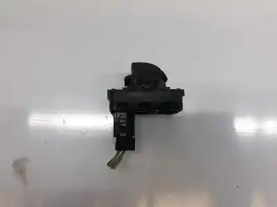 Second-hand car spare part right front power window switch for peugeot partner (s2) 1.6 16v hdi cat oem iam references 6490hq