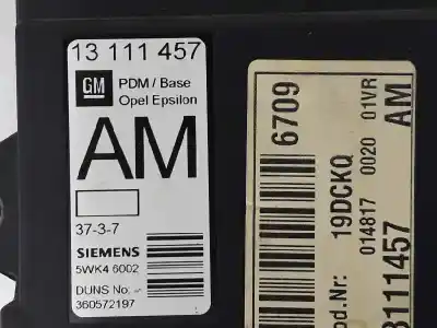 Second-hand car spare part central locking pump for opel vectra c (z02) 2.2 dti 16v (f69) oem iam references 13111457  13111457