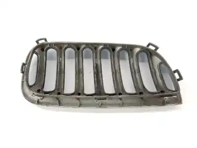 Peça sobressalente para automóvel em segunda mão grelha frontal por bmw x3 (e83) 3.0 d referências oem iam 51133402909  51133402909