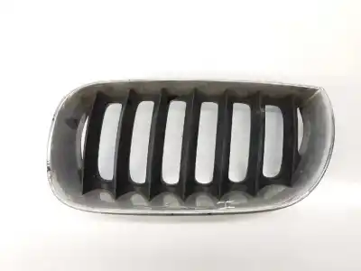 Автозапчастина б/у передня решіта для bmw x3 (e83) 3.0 d посилання на oem iam 51133402909