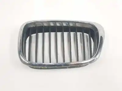 Peça sobressalente para automóvel em segunda mão grelha frontal por bmw 5 (e39) 530 d referências oem iam 51137005837