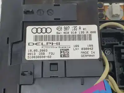 Автозапчастина б/у внутрішне світло для audi a8 (4e2) 4.0 v8 32v tdi biturbo cat (ase) посилання на oem iam 4e0947097ec3  4e0907135a