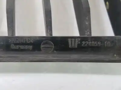 Peça sobressalente para automóvel em segunda mão grelha frontal por bmw 3 touring (e91) 320 d referências oem iam 51137120007  51137120007