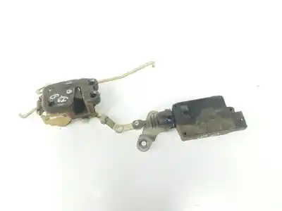 Автозапчастина б/у замок передній праві двері для mitsubishi galloper (jk-01) 2.5 td intercooler посилання на oem iam 95720m1000  95720m1000