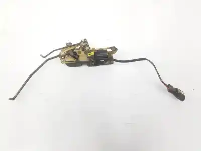 Автозапчастина б/у замок передніх дверей лівий для mitsubishi galloper (jk-01) 2.5 td intercooler посилання на oem iam 95710m1000