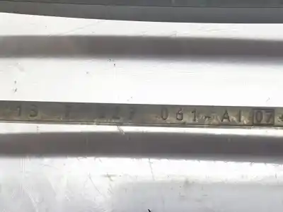 Second-hand car spare part front grille for bmw 5 (e60) 520 i oem iam references 51137027061  51137027061