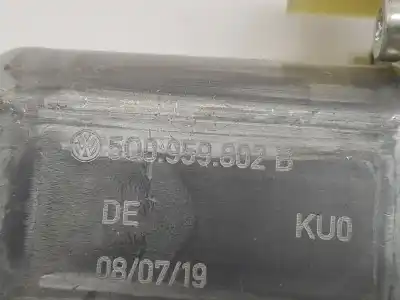 Автозапчасти б/у мотор переднего левого стекла за audi q2 (gab, gag) 30 tfsi ссылки oem iam 5q0959802b  5q0959802b