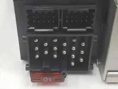 Peça sobressalente para automóvel em segunda mão sistema de áudio / rádio cd por bmw 3 touring (e46) 320 d referências oem iam 65126919072  65126919072
