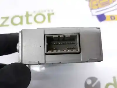 Pezzo di ricambio per auto di seconda mano impianto audio / radio cd per honda civic berlina 5 2.2 ctdi riferimenti oem iam 08a281j6100001  