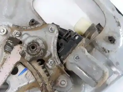 Автозапчасти б/у задний правый стеклорегулятор за mitsubishi l 200 (ka0/kb0) 2.5 di-d cat ссылки oem iam mn182365  mn182353