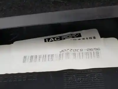 Автозапчасти б/у центральный подлокотник за land rover range rover evoque (l538) 2.2 d 4x4 ссылки oem iam lr047943  lr033424, lr039569