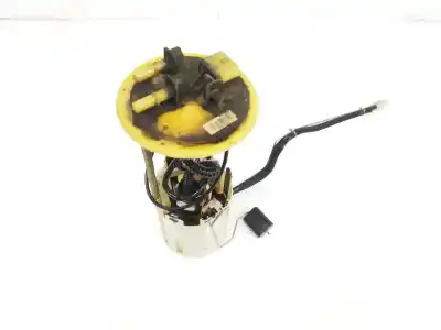 Second-hand car spare part fuel pump for mercedes-benz sprinter iii furgón rwd / awd 3.0 cdi oem iam references a9064703100