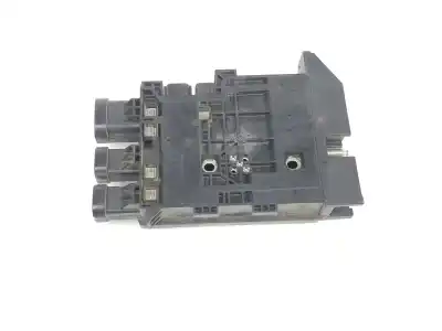 Pièce détachée automobile d'occasion boîtes à fusibles pour renault trafic iii autobús (jg_) 1.6 dci 125 (jgmh) références oem iam 243501820r 243501820r 