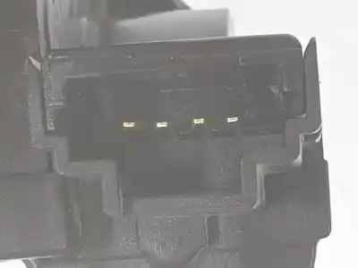 Second-hand car spare part trunk lock for renault clio iii pack dynamique oem iam references 8200947699  8200947699